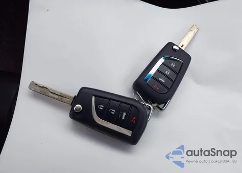 2018 Toyota Camry Se z USA, uszkodzony, nr VIN 4T1B11HK2JU004462